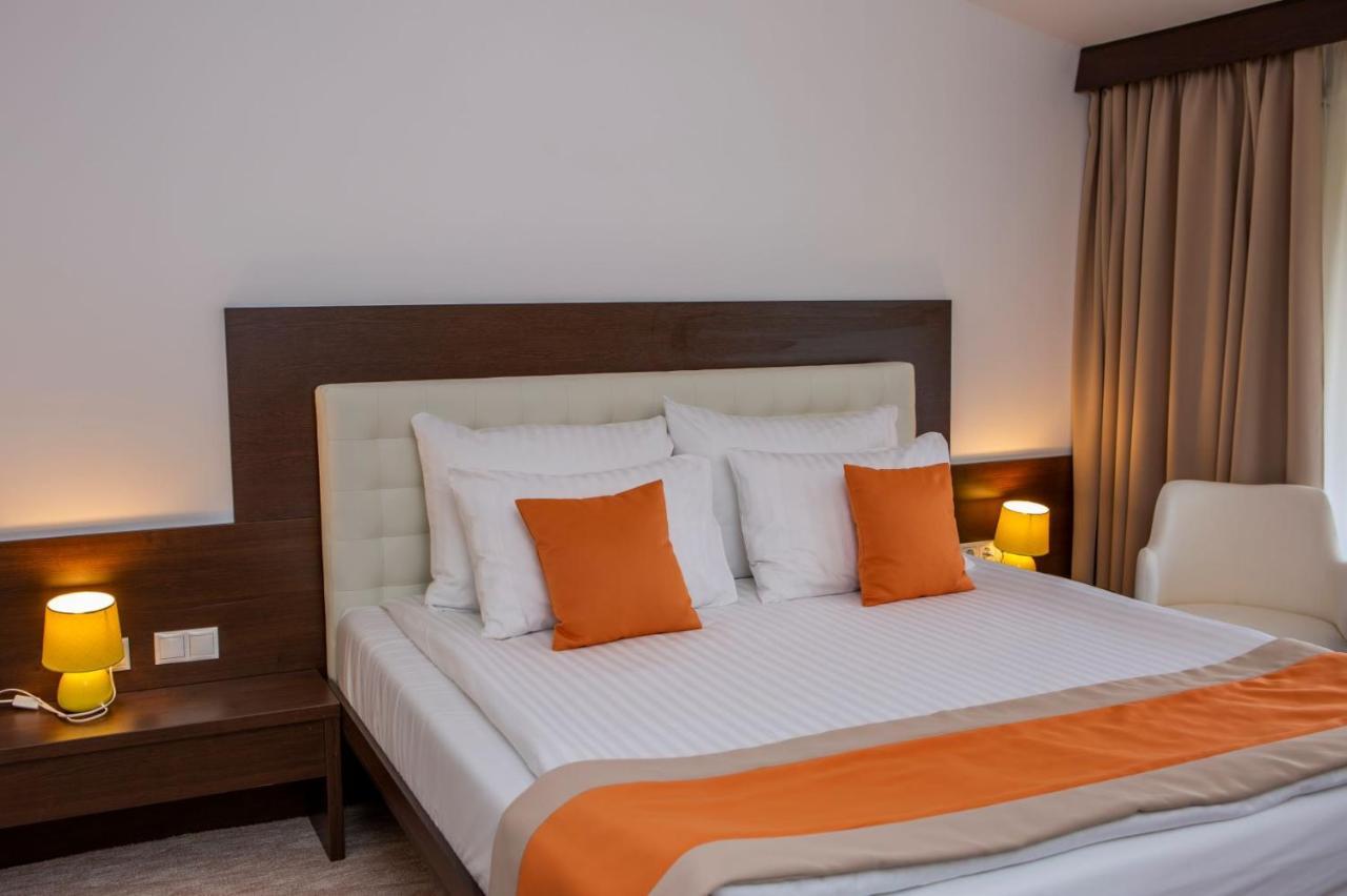 Hotel La Dolce Vita Zărneşti 외부 사진