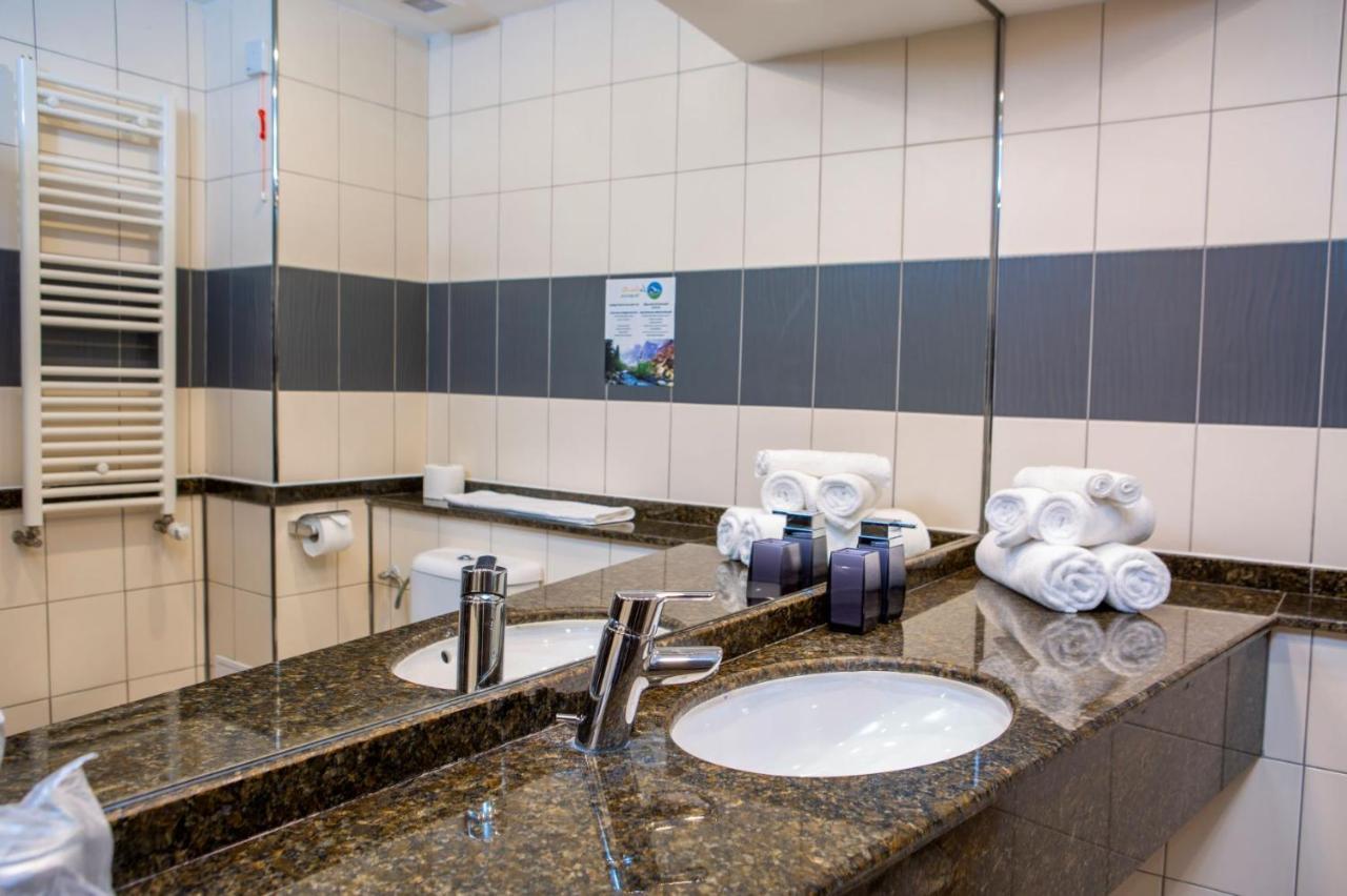 Hotel La Dolce Vita Zărneşti 외부 사진