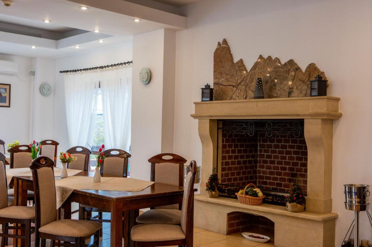 Hotel La Dolce Vita Zărneşti 외부 사진